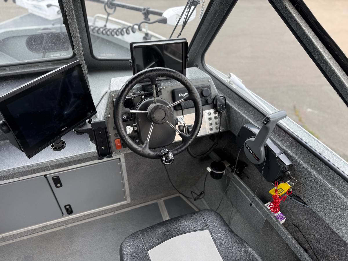 2022 Lowe, Import USA — Foto 5 z 10