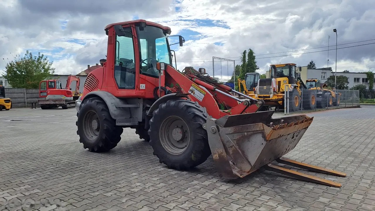 2012 Atlas 85, 3.342 mth, Import Auf Lager in der EU — Foto 4 z 11