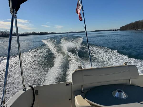 2006 Bayliner, Import USA — Foto 7 z 10