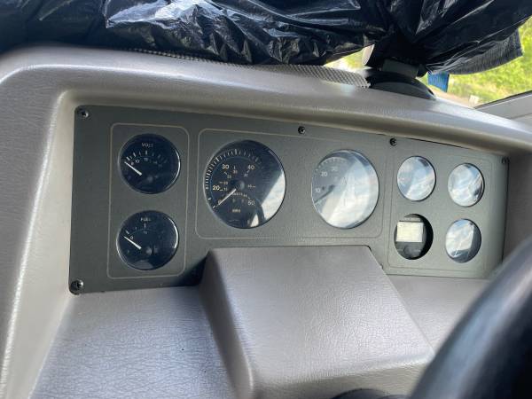 Chaparral, Import USA — Foto 10 z 12