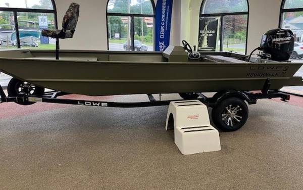 Lowe, Import USA — Foto 1