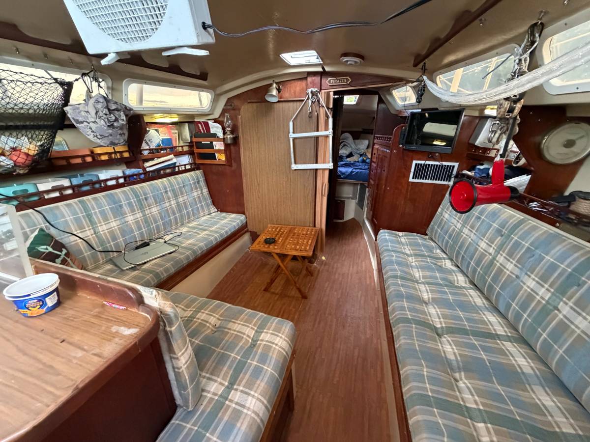 1981 Catalina, Import USA — Foto 10 z 12