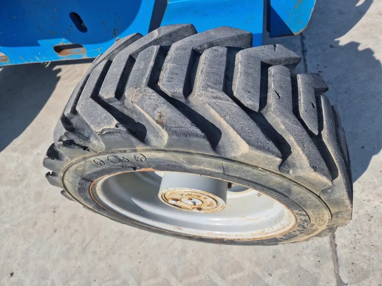 2015 Genie, 1.900 mth, Import Auf Lager in der EU — Foto 13 z 19