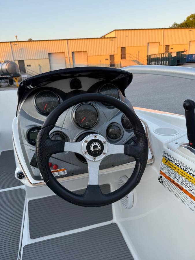 2006 Sea-Doo, Import USA — Foto 8 z 12