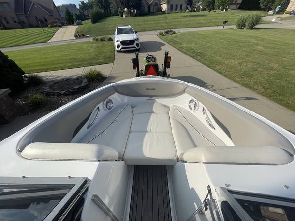 2012 Sea-Doo, Import USA — Foto 7 z 12