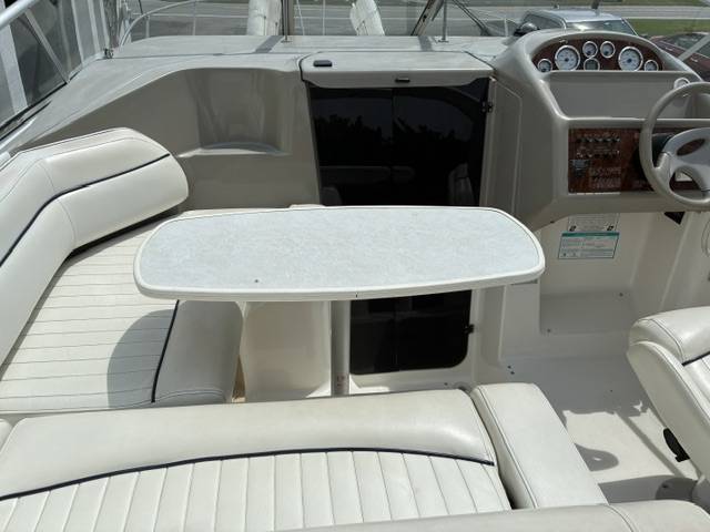 Bayliner, Import USA — Foto 4 z 12