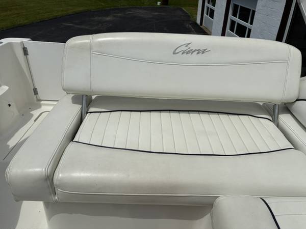 Bayliner, Import USA — Foto 7 z 12