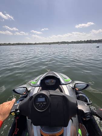 2021 Kawasaki, Import USA — Foto 3 z 12