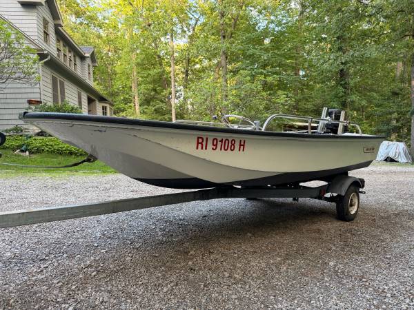 1981 Boston Whaler, Import USA — Foto 5 z 12