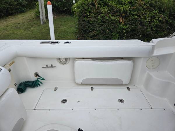 Boston Whaler, Import USA — Foto 12 z 12