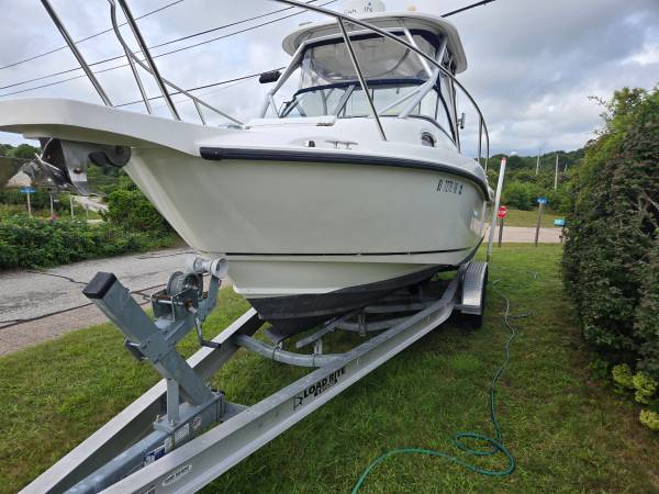 Boston Whaler, Import USA — Foto 3 z 12