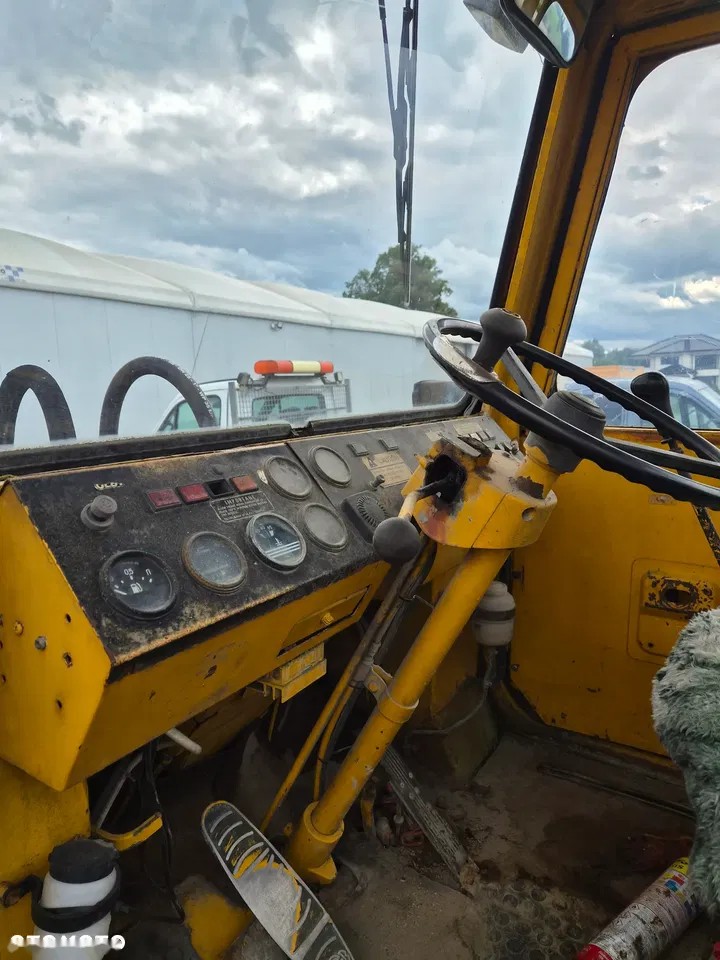 1996 Hanomag 44D, Import Auf Lager in der EU — Foto 2 z 5