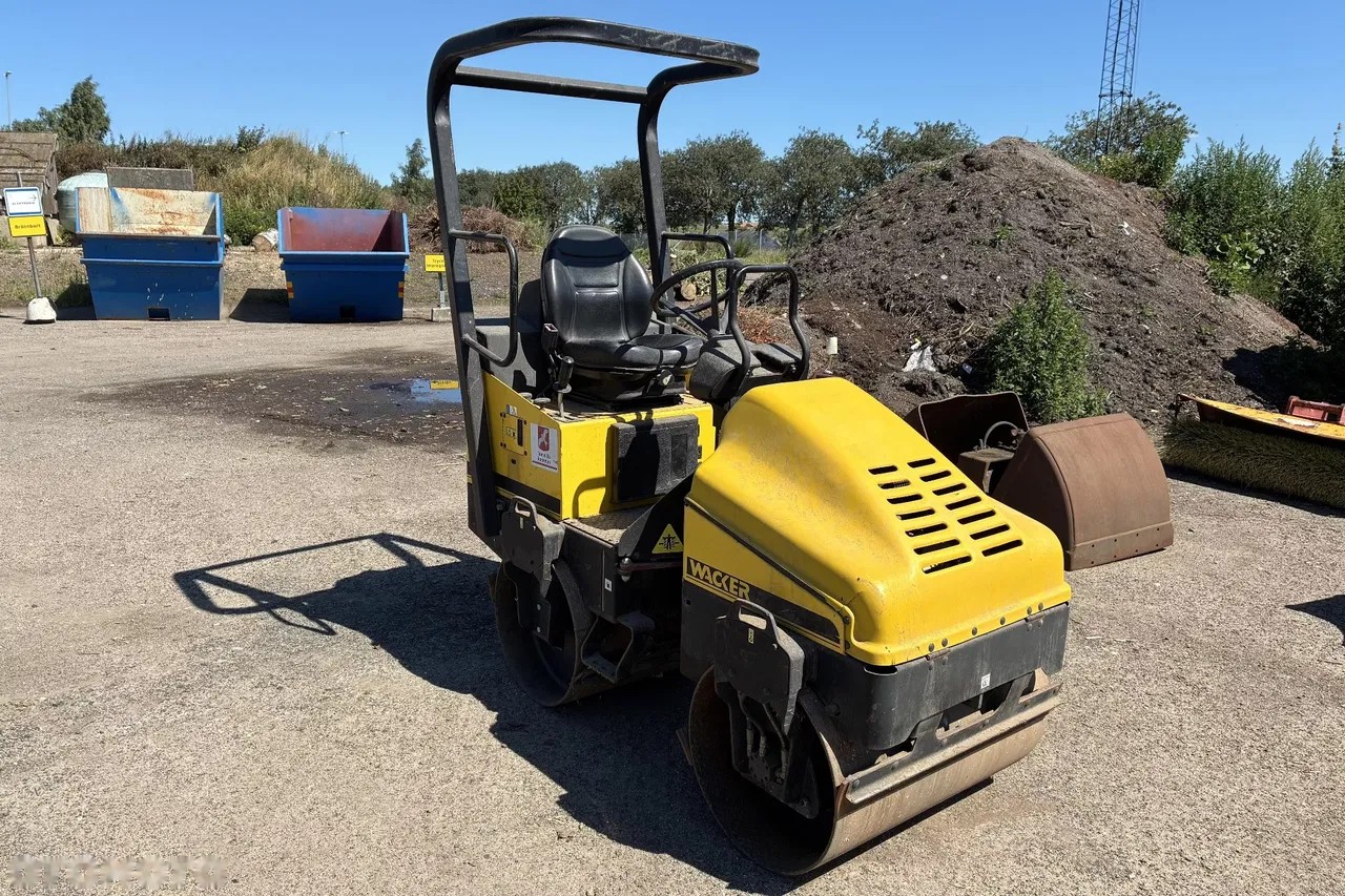 2020 Wacker Neuson RD11AEC, 50 mth, Import Auf Lager in der EU — Foto 15 z 16