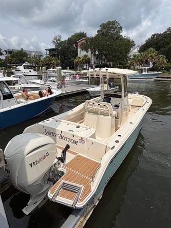2025 Grady-White, weiß, Import USA — Foto 8 z 12