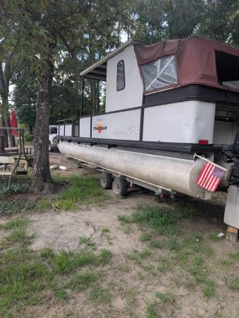 Tracker, Import USA — Foto 5 z 9