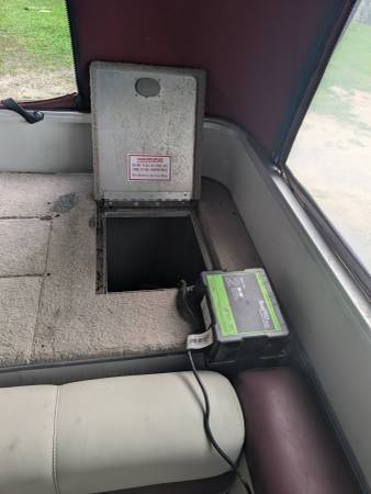 Tracker, Import USA — Foto 6 z 9