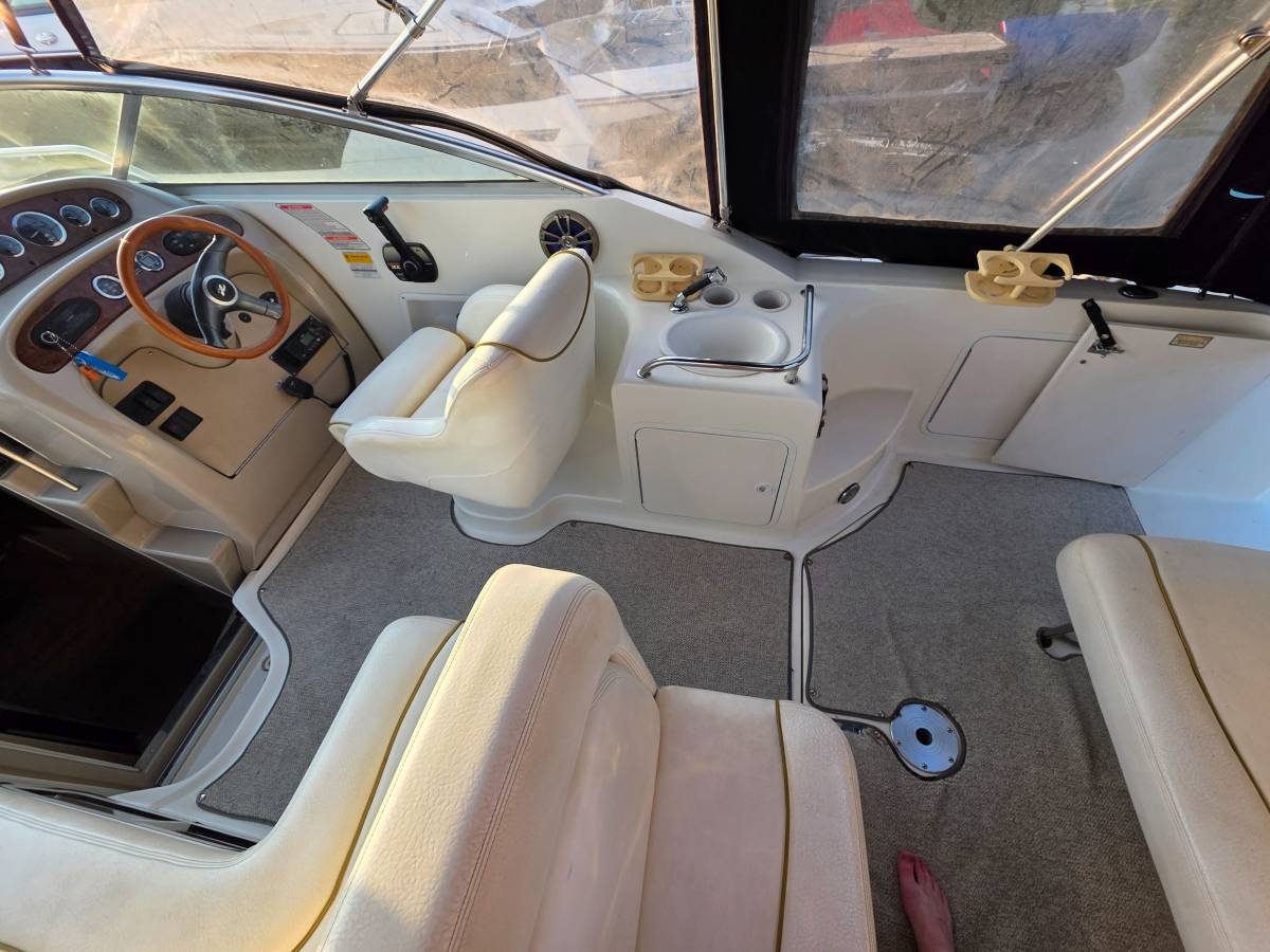 2000 Sea Ray, Import USA — Foto 7 z 12