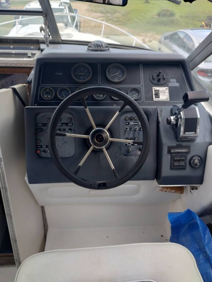 1993 Sea Ray, Import USA — Foto 5 z 12