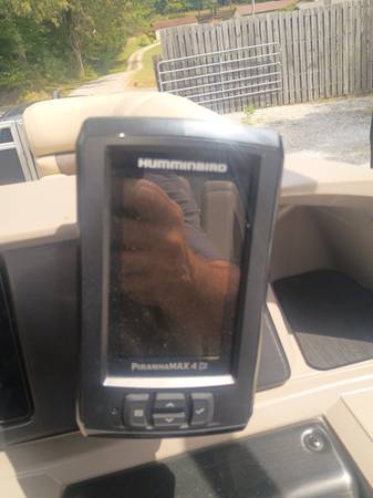 2024 Tracker, Import USA — Foto 10 z 12