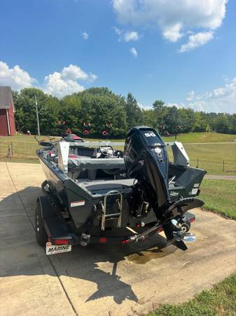 2024 Ranger, Import USA — Foto 2 z 7