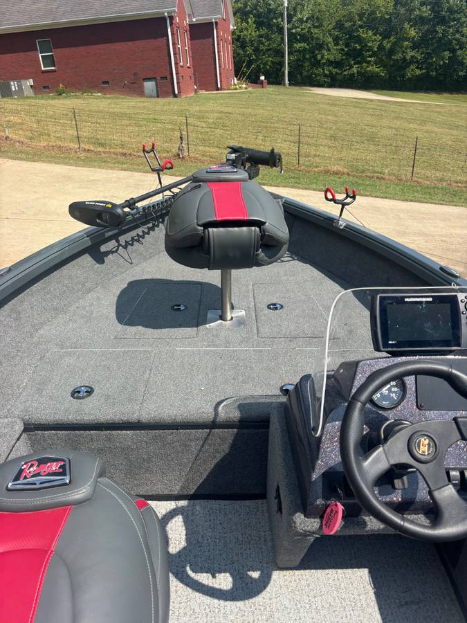2024 Ranger, Import USA — Foto 4 z 7