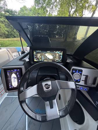 2022 Malibu, Import USA — Foto 10 z 12