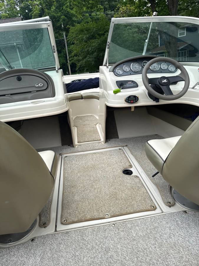 2006 Sea Ray, Import USA — Foto 2 z 6