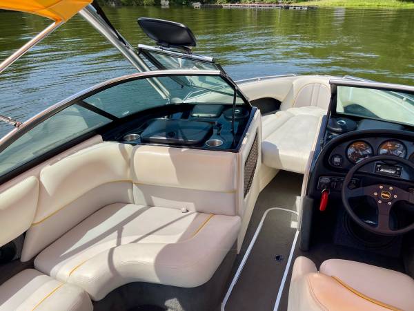 2000 Malibu, Import USA — Foto 11 z 12