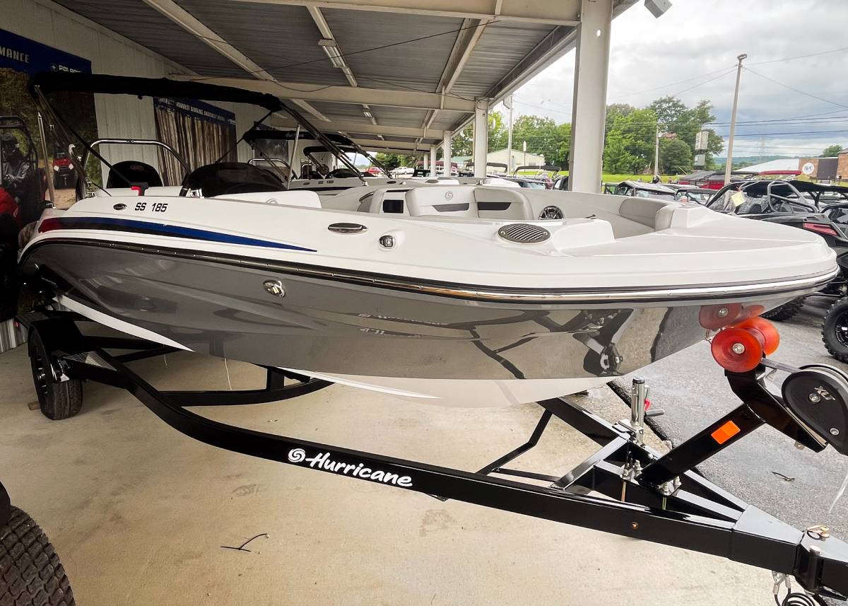 2024 Hurricane, Import USA — Foto 7 z 7