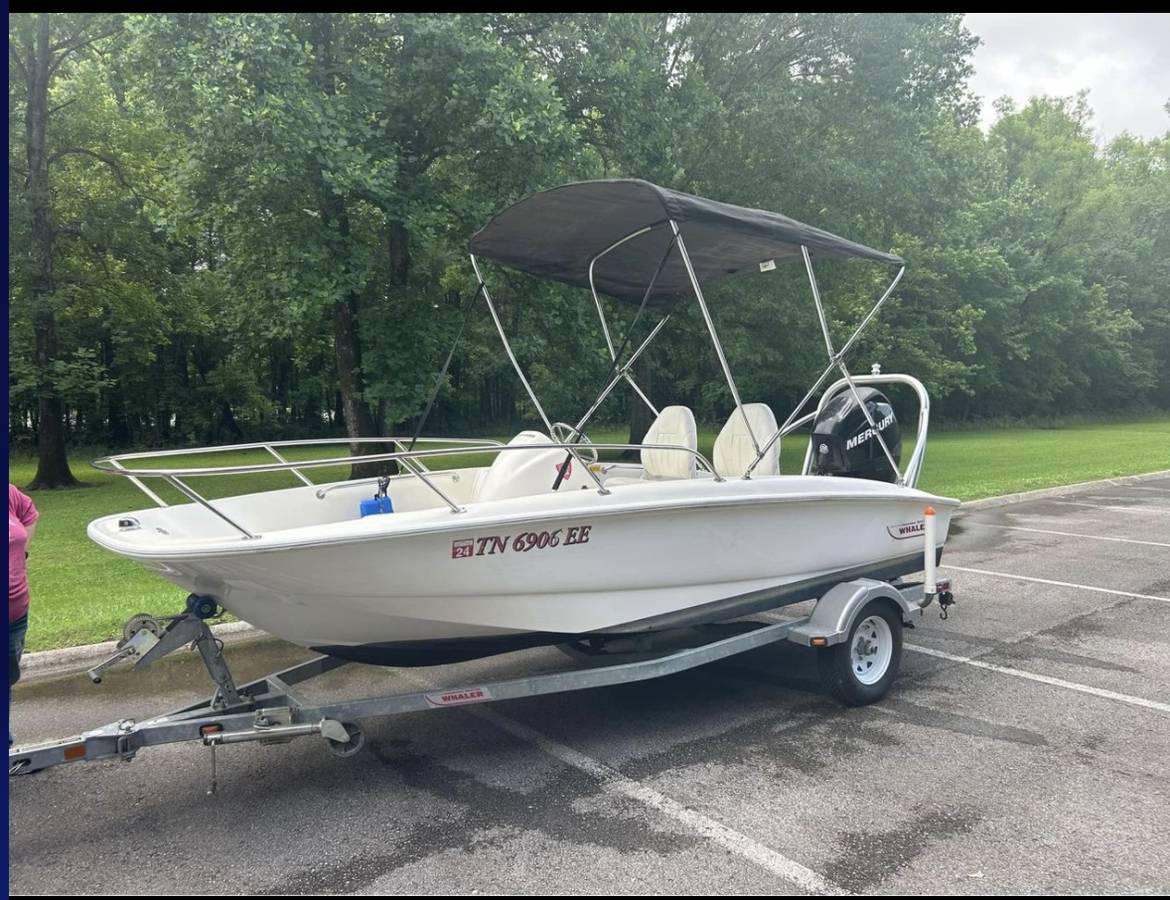 2012 Boston Whaler, Import USA — Foto 1 | AMECAR 2012 Boston Whaler, Import USA — Foto 1