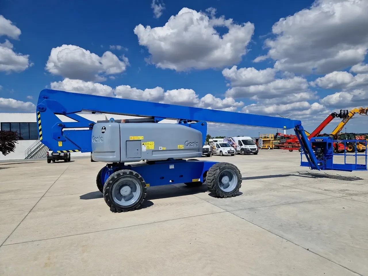 2015 Genie, 1.615 mth, Import Auf Lager in der EU — Foto 4 z 18