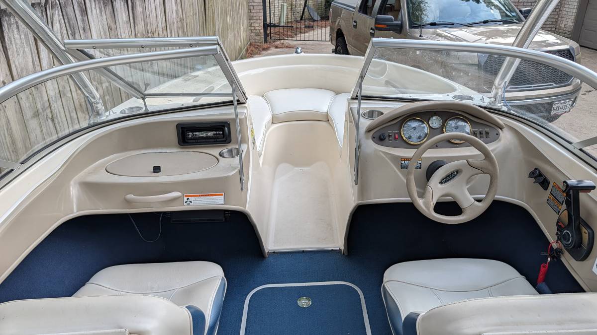 2001 Bayliner, Import USA — Foto 4 z 12