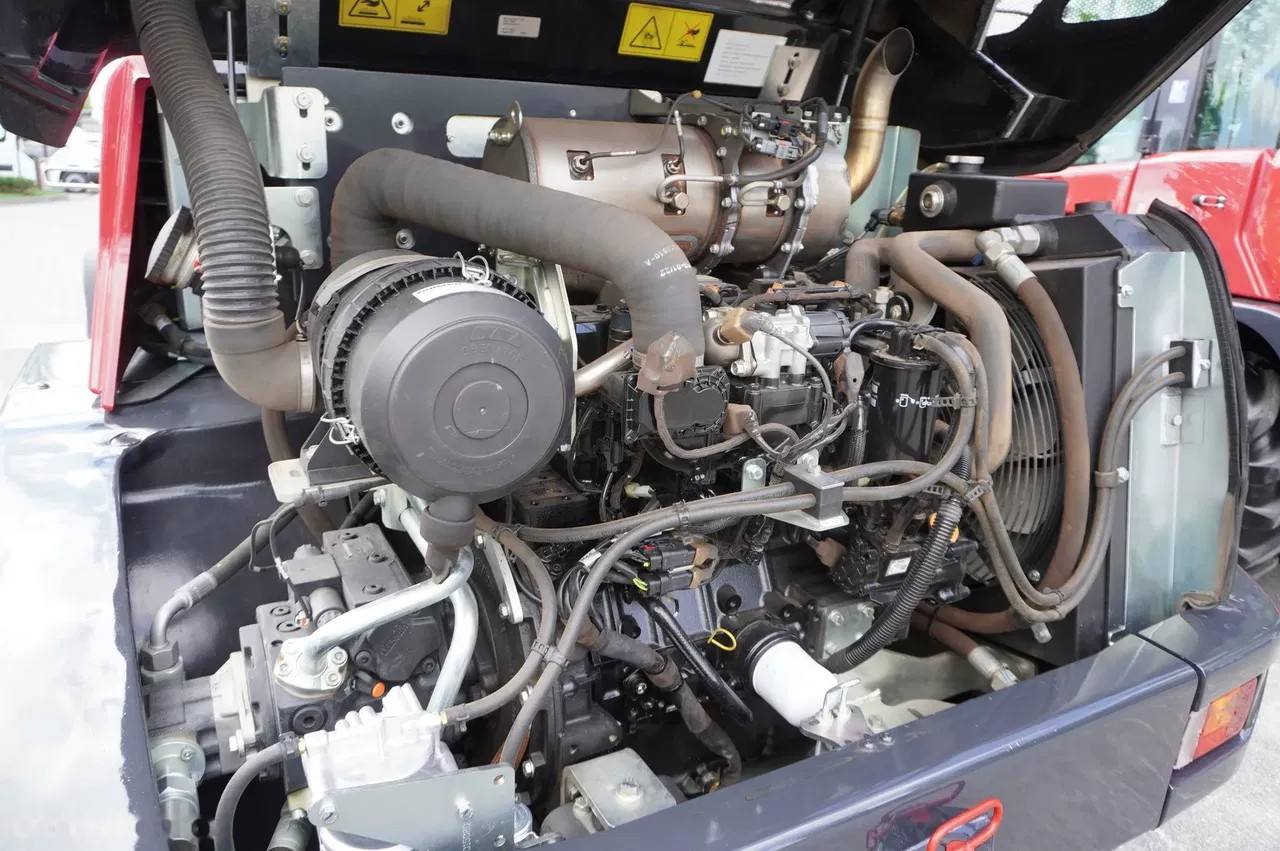 2023 Schaeff, 2.000 mth, Import Auf Lager in der EU — Foto 13 z 24