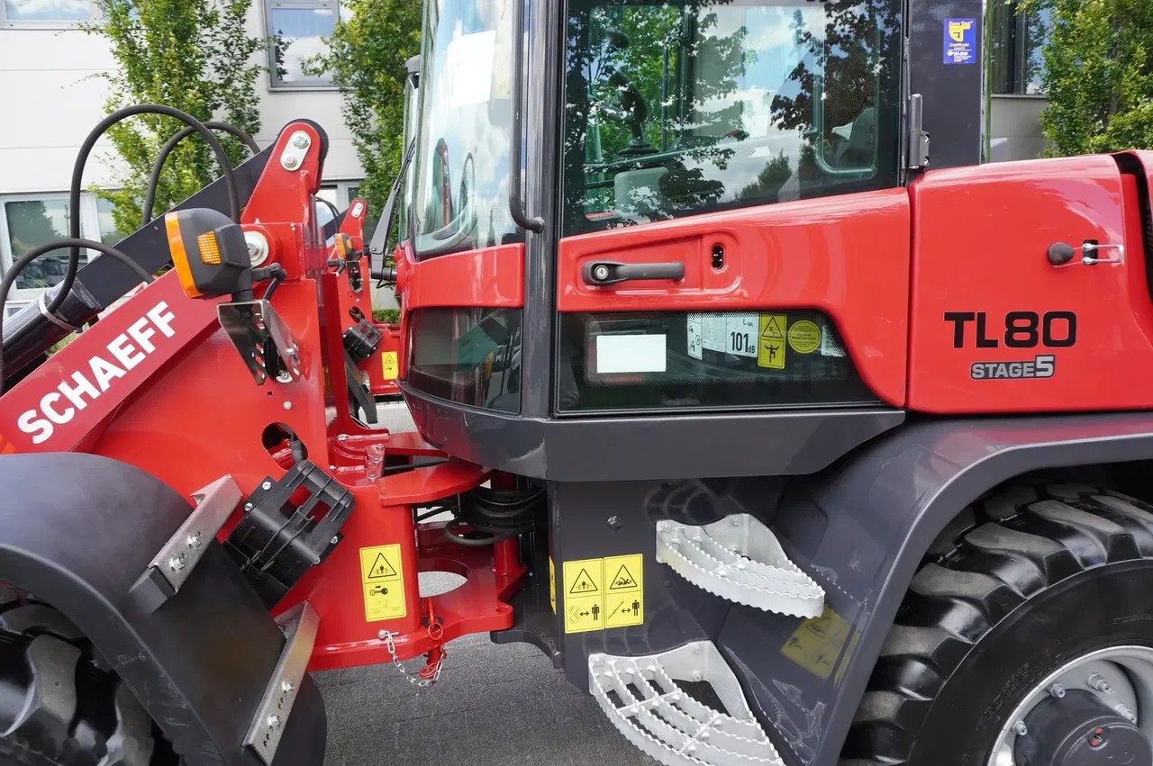 2023 Schaeff, 2.000 mth, Import Auf Lager in der EU — Foto 9 z 24