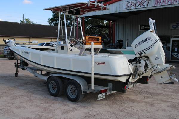 2011 Boston Whaler, Import USA — Foto 2 z 7