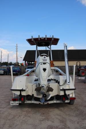 2011 Boston Whaler, Import USA — Foto 3 z 7