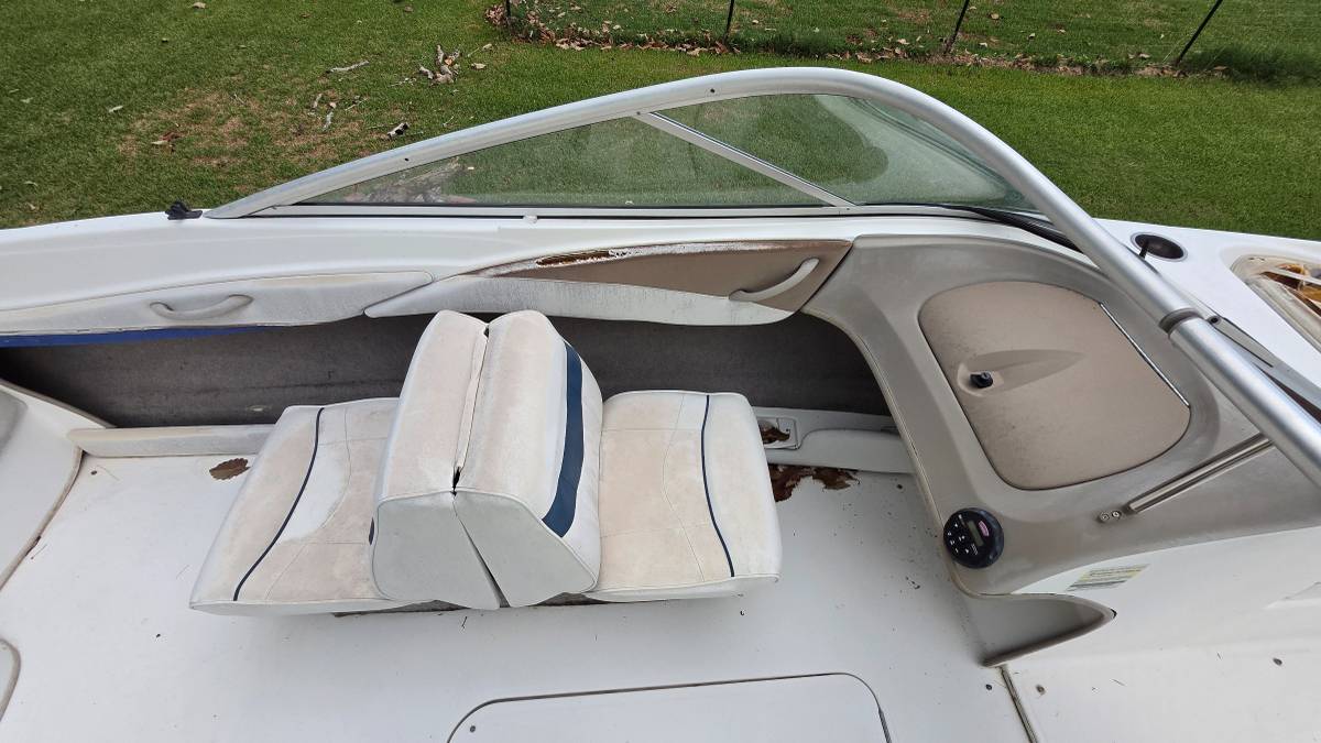 2005 Bayliner, Import USA — Foto 5 z 11