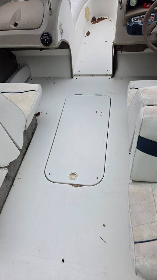 2005 Bayliner, Import USA — Foto 9 z 11