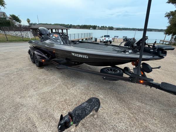 2021 Skeeter, Import USA — Foto 1