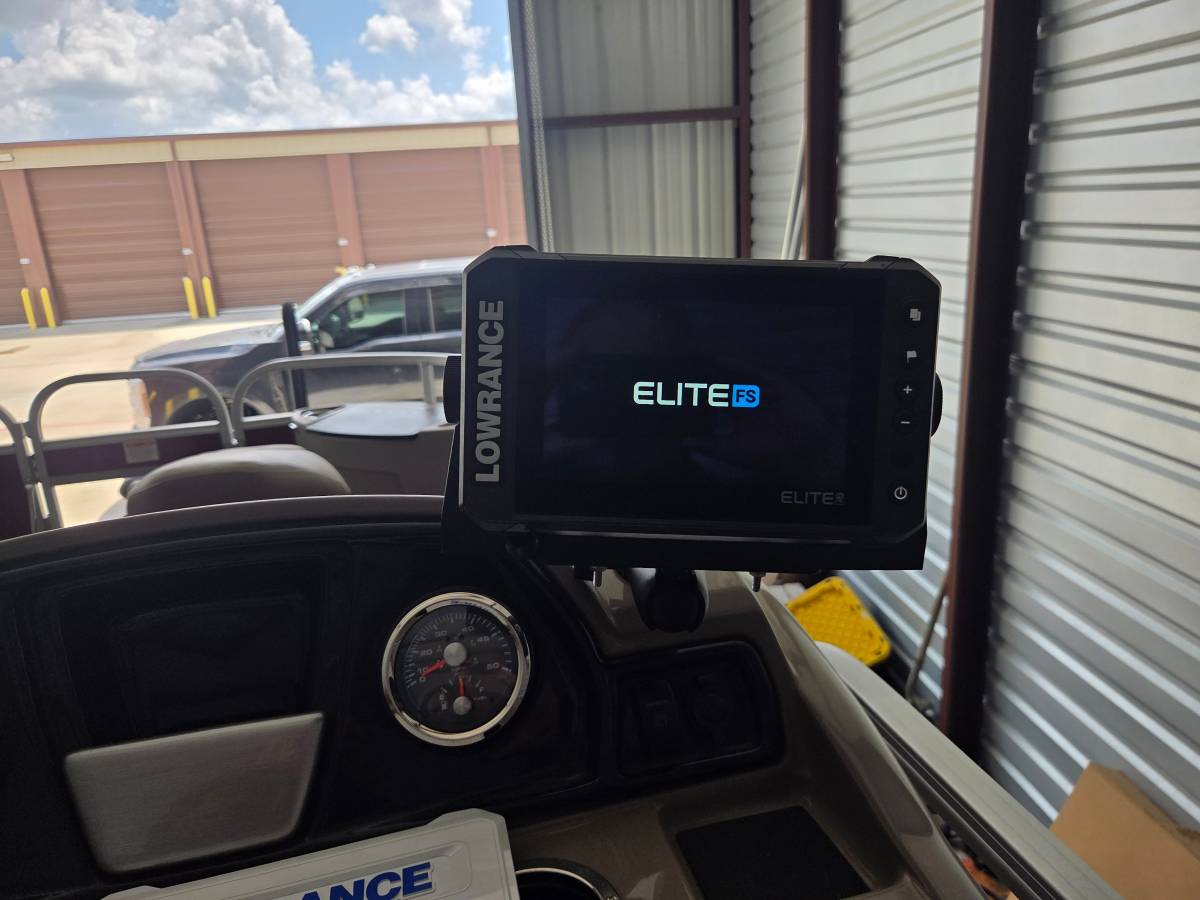 Ranger, Import USA — Foto 5 z 9
