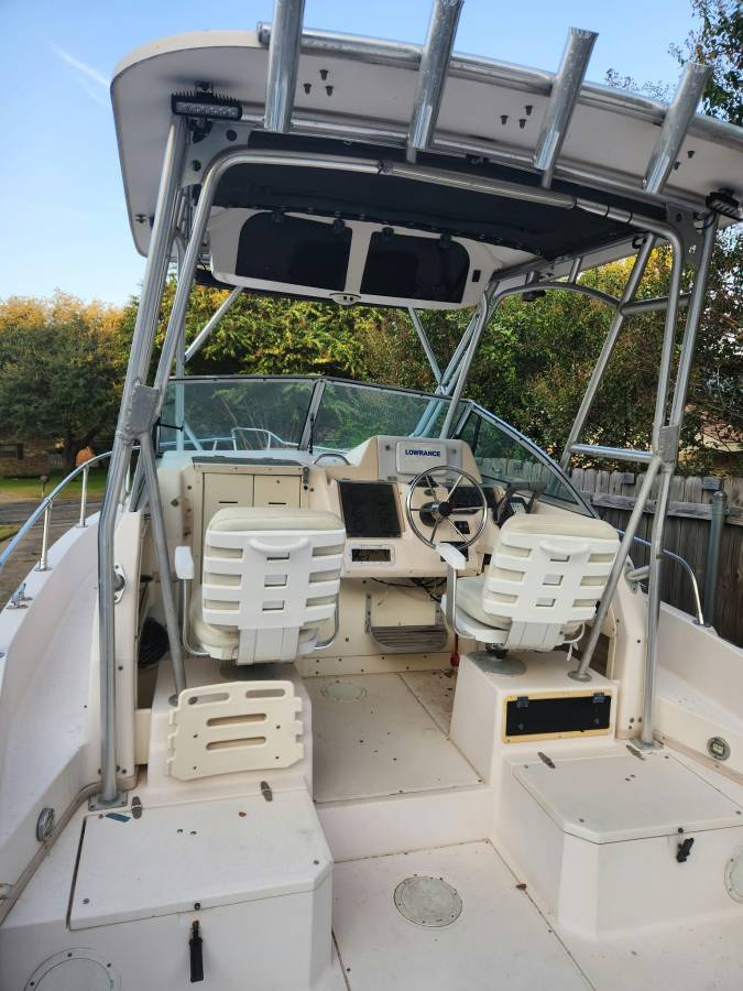 2001 Grady-White, weiß, Import USA — Foto 11 z 11