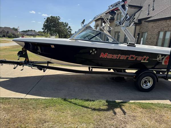 2009 MasterCraft, Import USA — Foto 2 z 12