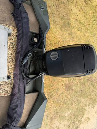 Tracker, Import USA — Foto 10 z 12