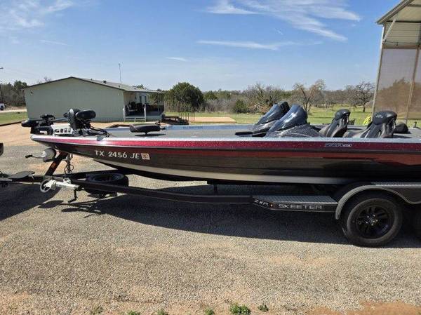 Skeeter, Import USA — Foto 1