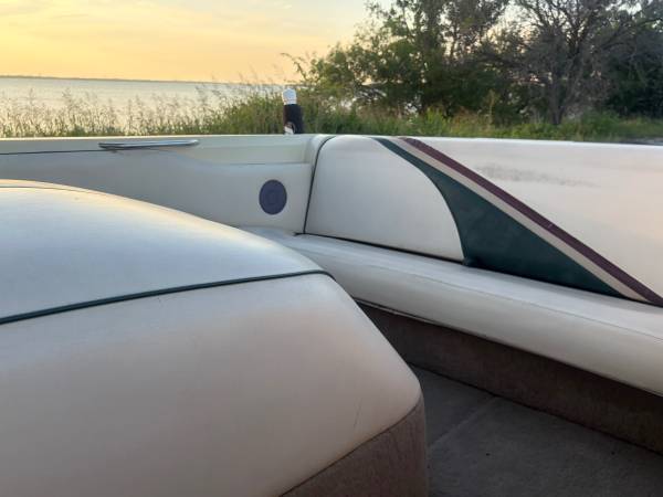 Malibu, Import USA — Foto 3 z 12