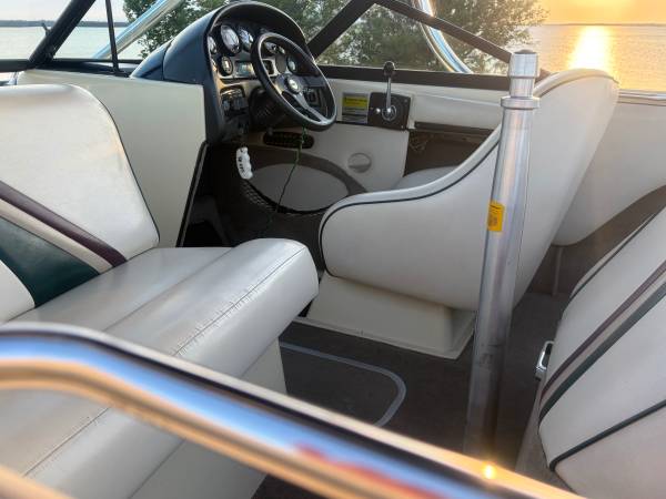 Malibu, Import USA — Foto 4 z 12
