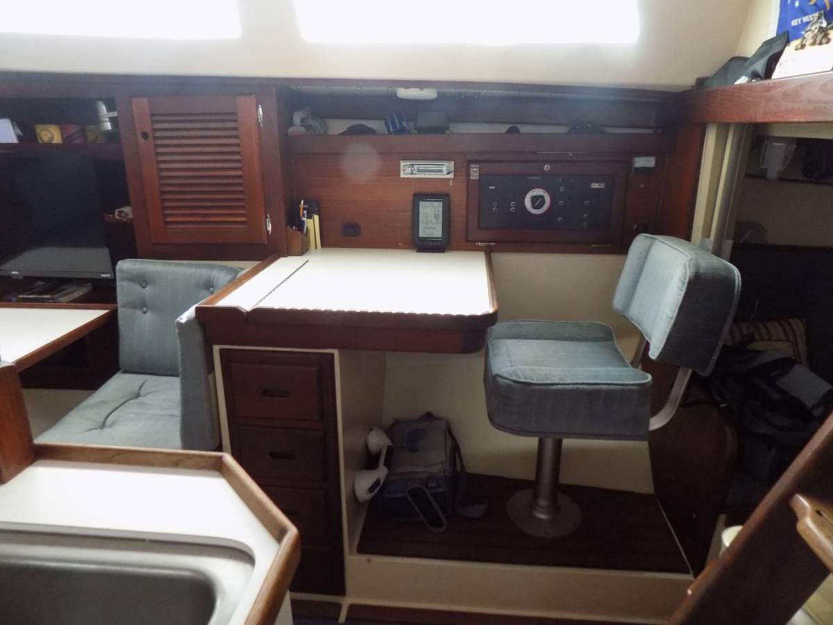 1990 Catalina, Import USA — Foto 8 z 12