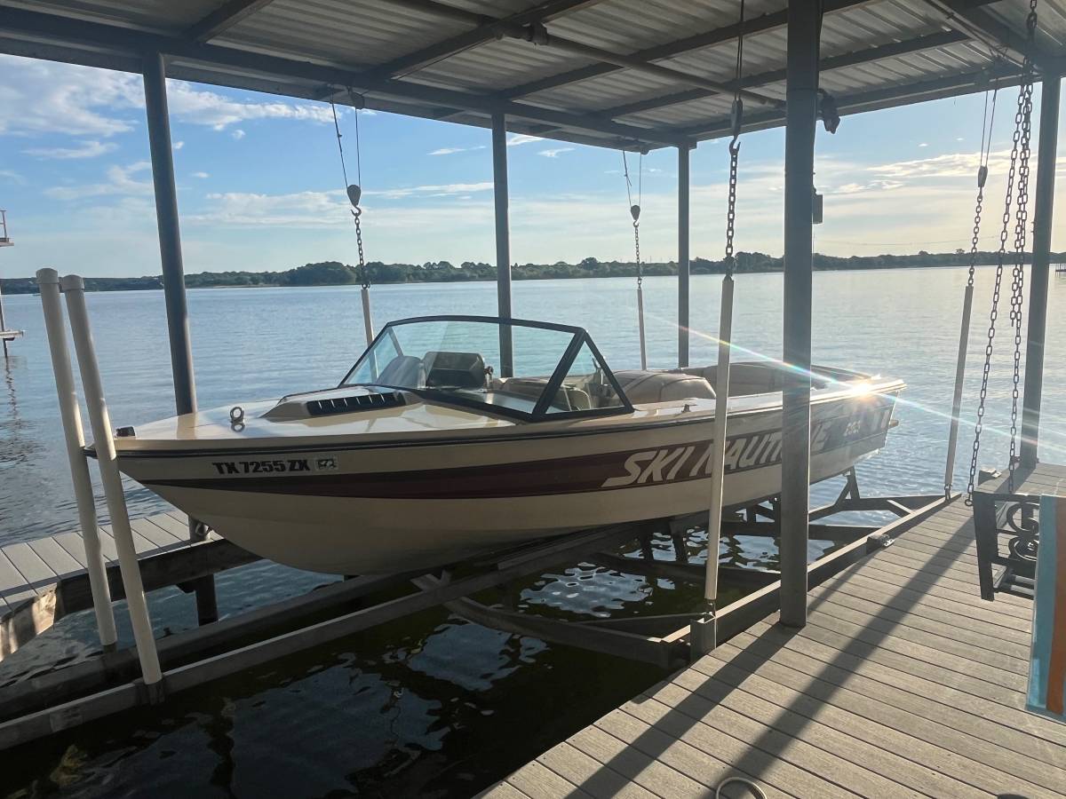 1984 Nautique, Import USA — Foto 2 z 12