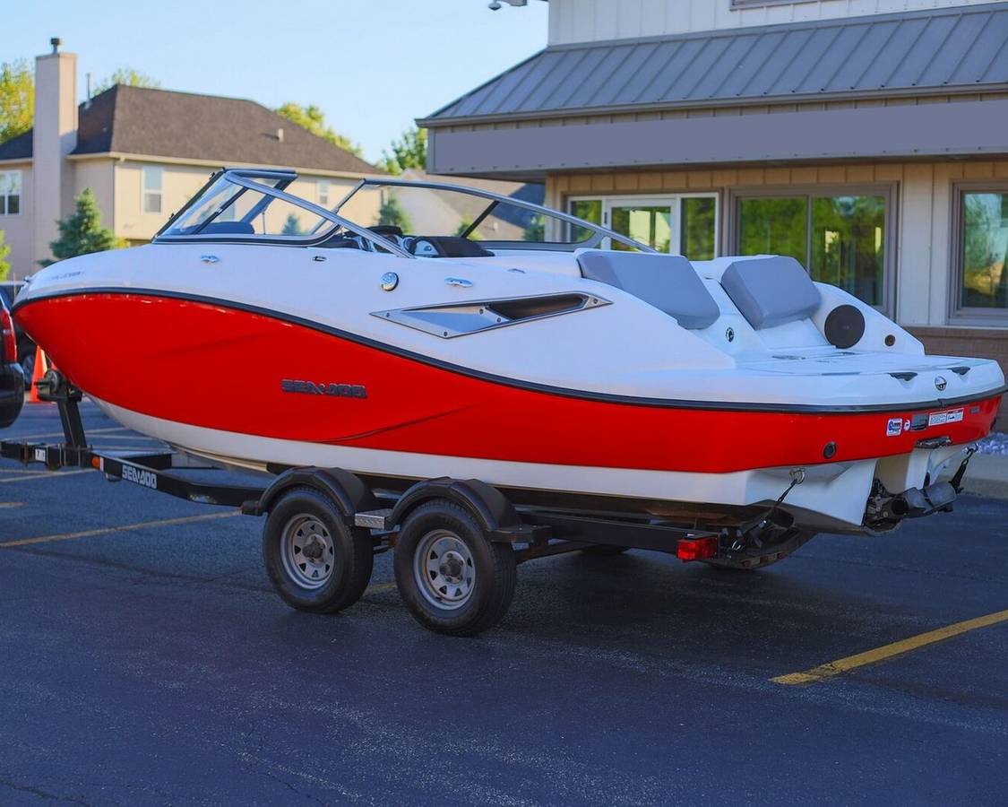 2012 Sea-Doo, Import USA — Foto 2 z 7