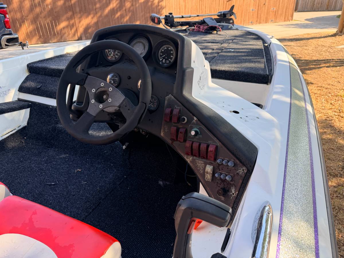 1994 Skeeter, Import USA — Foto 8 z 11